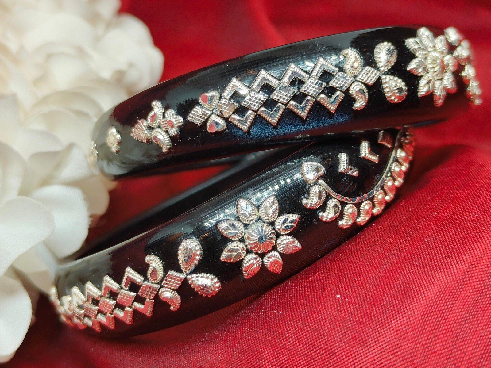 Gahenaz Silver Krishna Black Pola Size 2.4 view 3