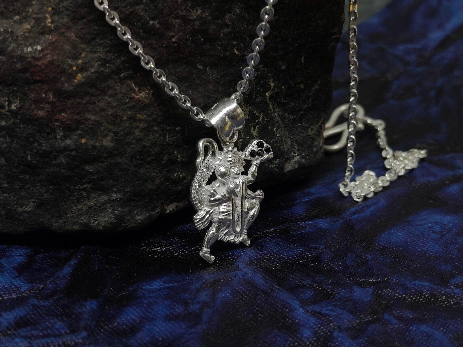 Idol Pendant Hanuman/Bajrangbali with chian view 5