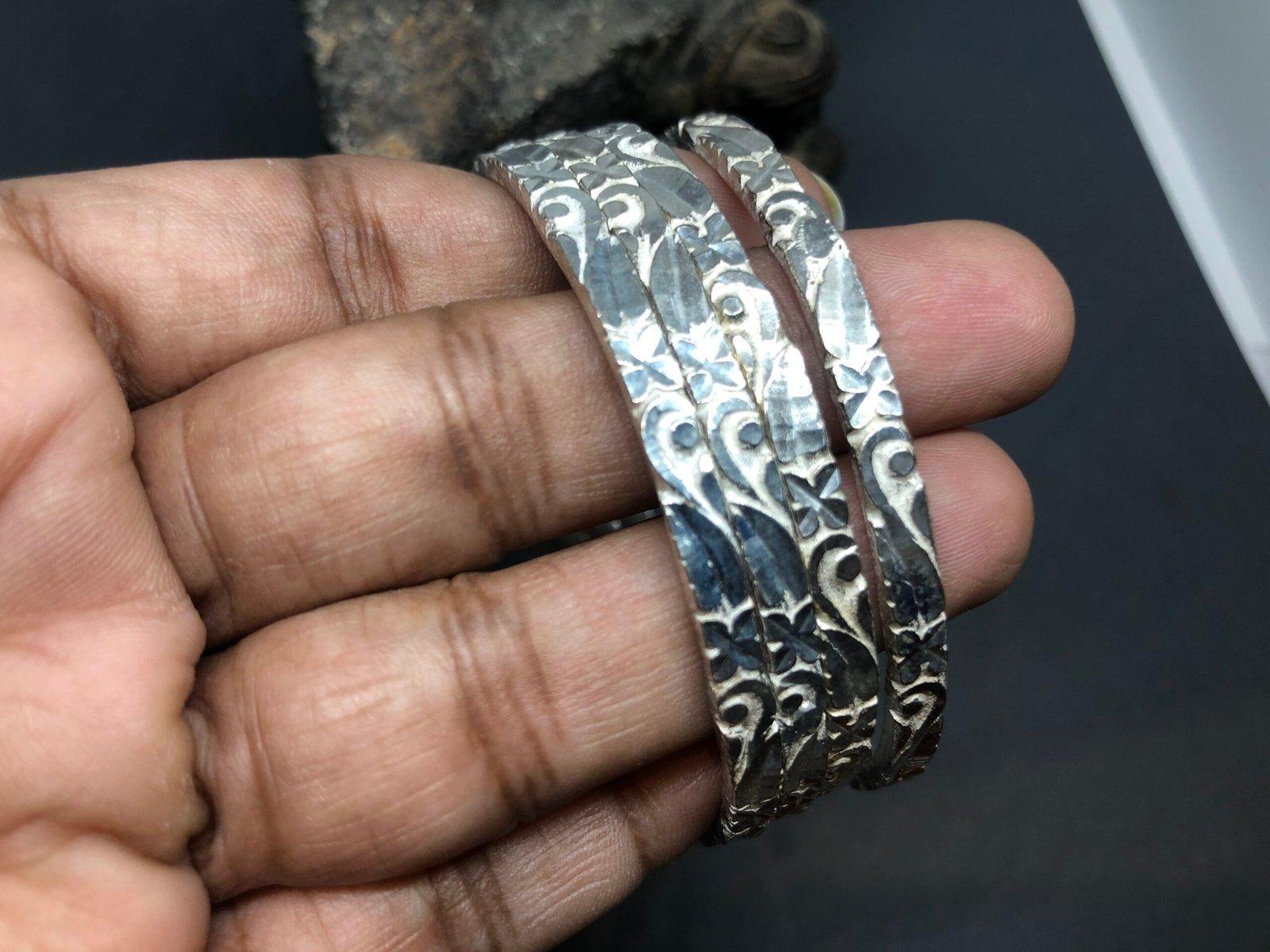 Mrinalini Bangles 2.4 view 4