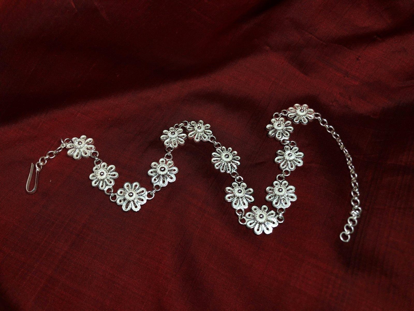 Parineeta filigree Bajuband/Armlet view 3