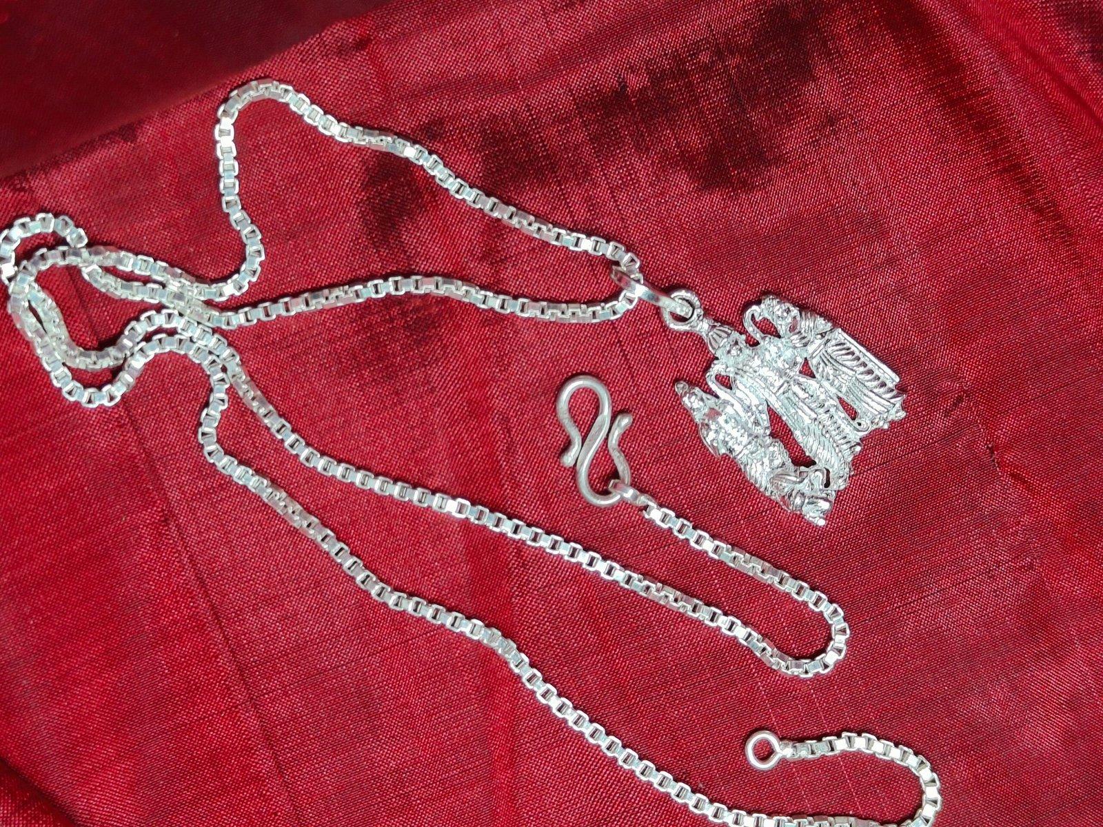 Pure Silver Bhagwan Shri Ram Parivar Locket view 4