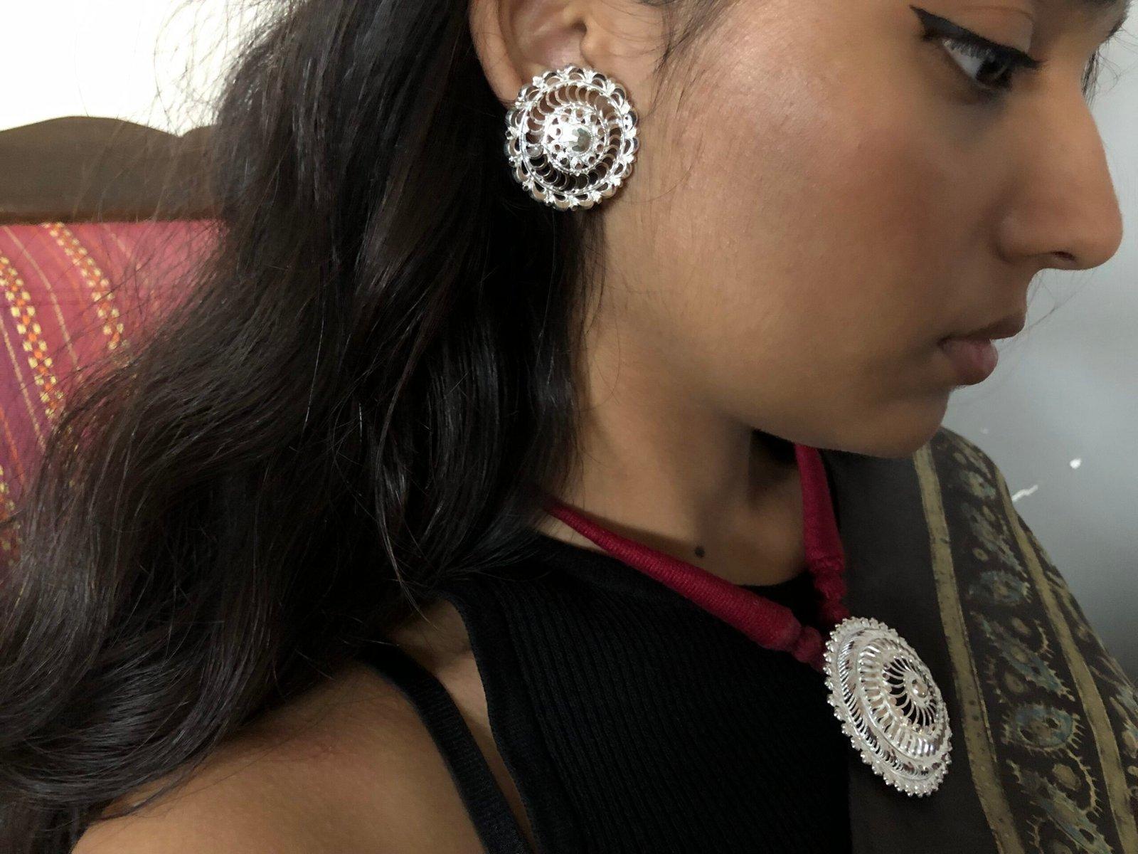 Rukmini Rani Kan Pasha Earring view 2